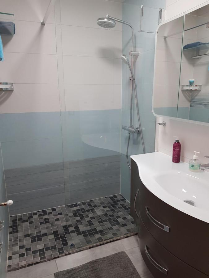 SUPERBE APPARTEMENT T2 3 ETOILES 40m2 PIED DES PISTES VUE SUR LE LAC Thollon-les-Memises Exterior foto